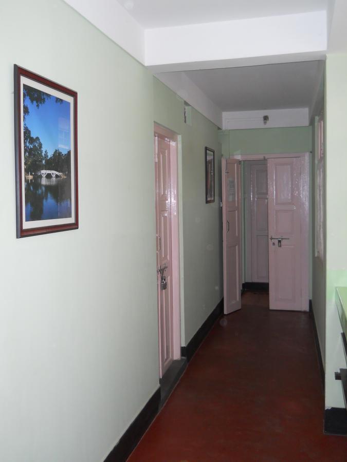 Travellers Bed And Breakfast Шиллонг Экстерьер фото